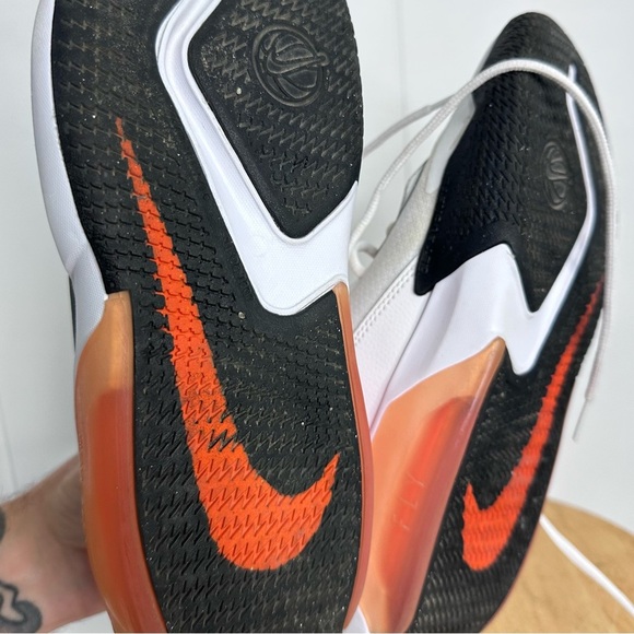 Nike Kids Air Zoom Crossover GS in White Safety Orange - Picture 5 of 12